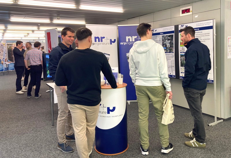 Foto Messestand NRP Ingenieure AG im Rahmen der Kontaktgespräche Fachhochschule OST